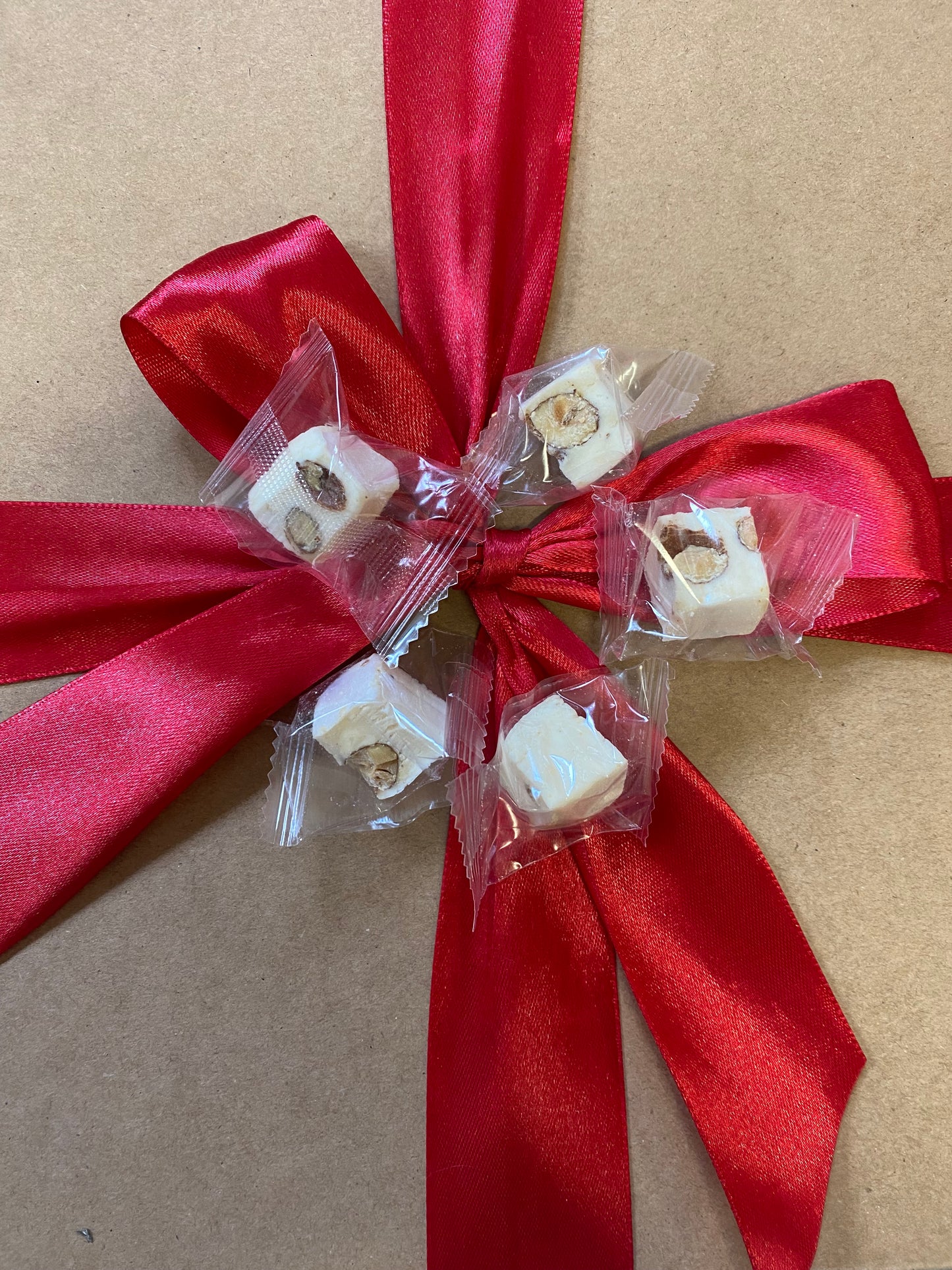 Petits cubes de nougats (x5)